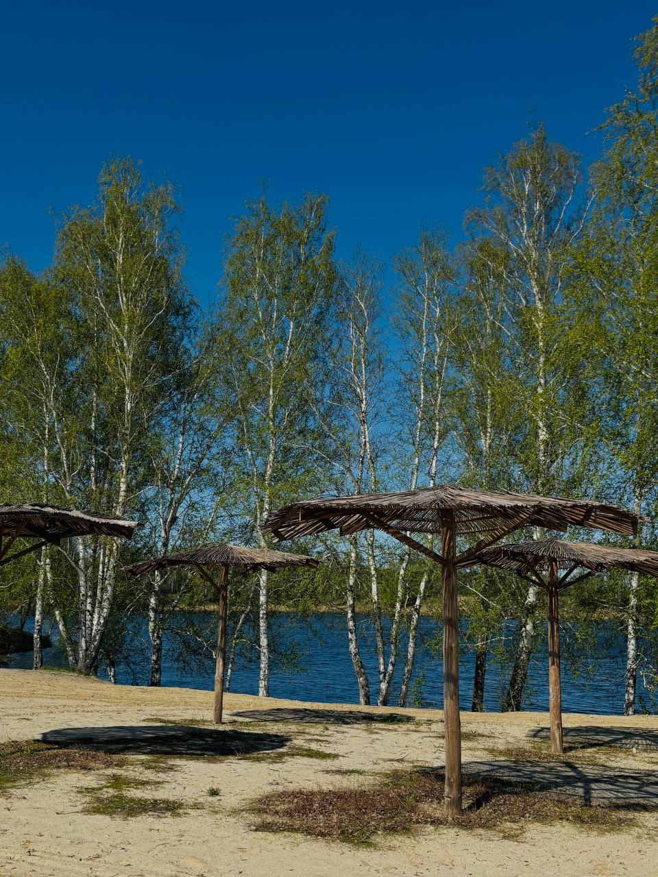 Пляж у реки Кармак